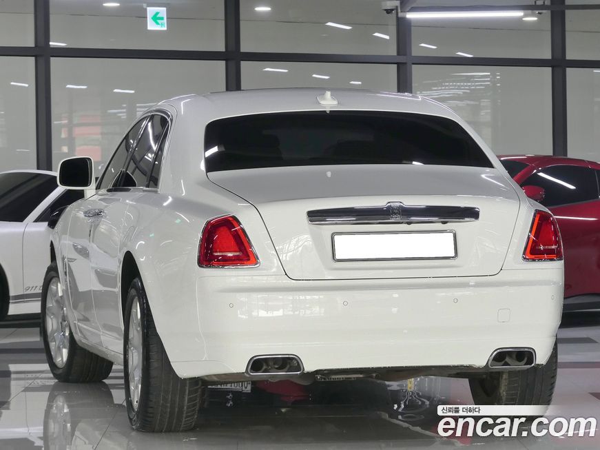 Rolls-Royce Ghost 2011