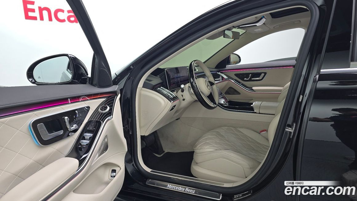 Mercedes-Benz S-Class 2023