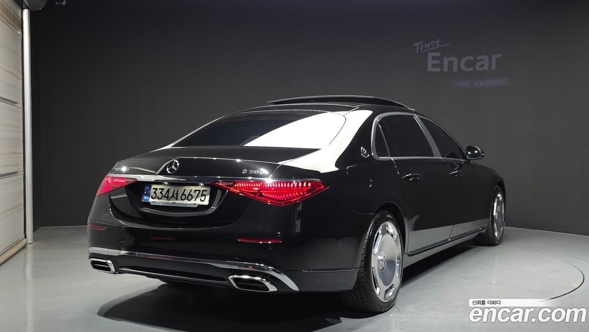 Mercedes-Benz S-Class 2022