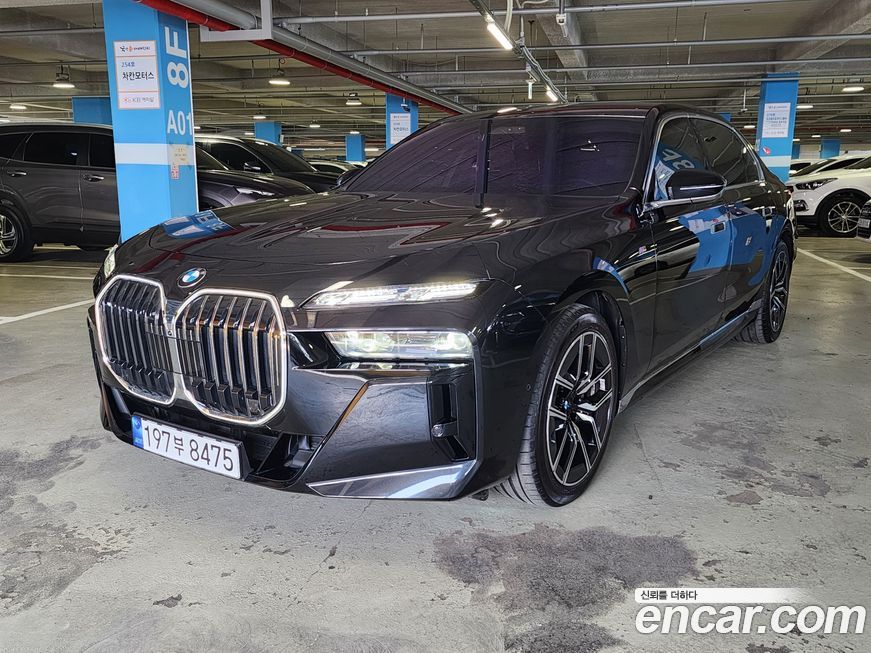BMW 7-Series 2025