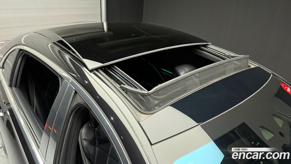 Mercedes-Benz S-Class 2022