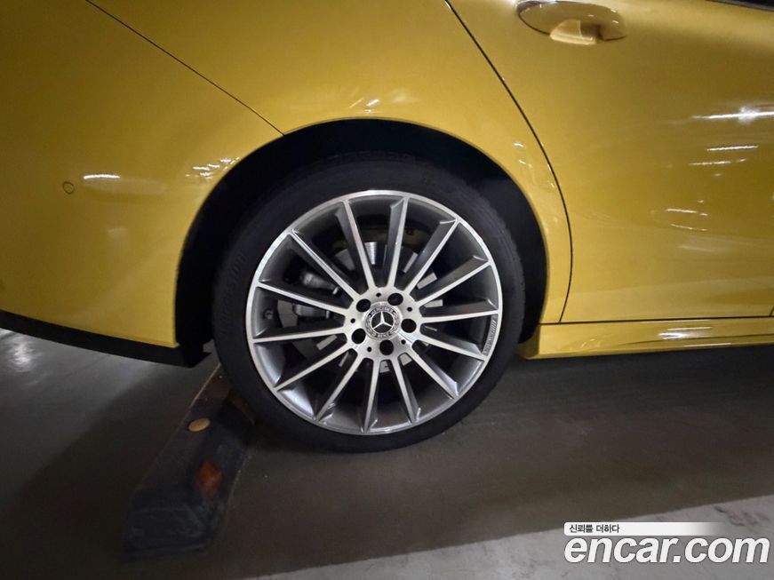 Mercedes-Benz CLA-Class 2023