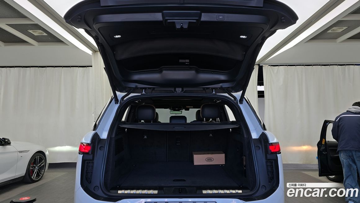 Land Rover Range Rover Sport 2025
