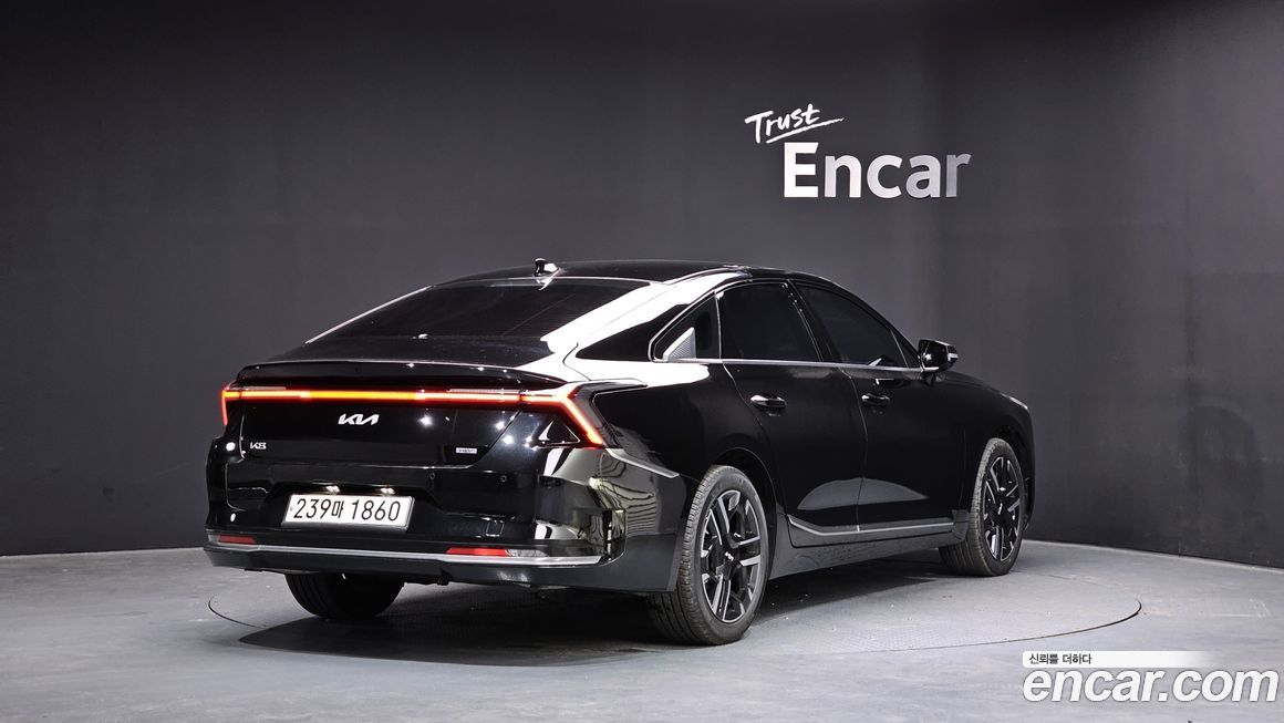 Kia K8 2025