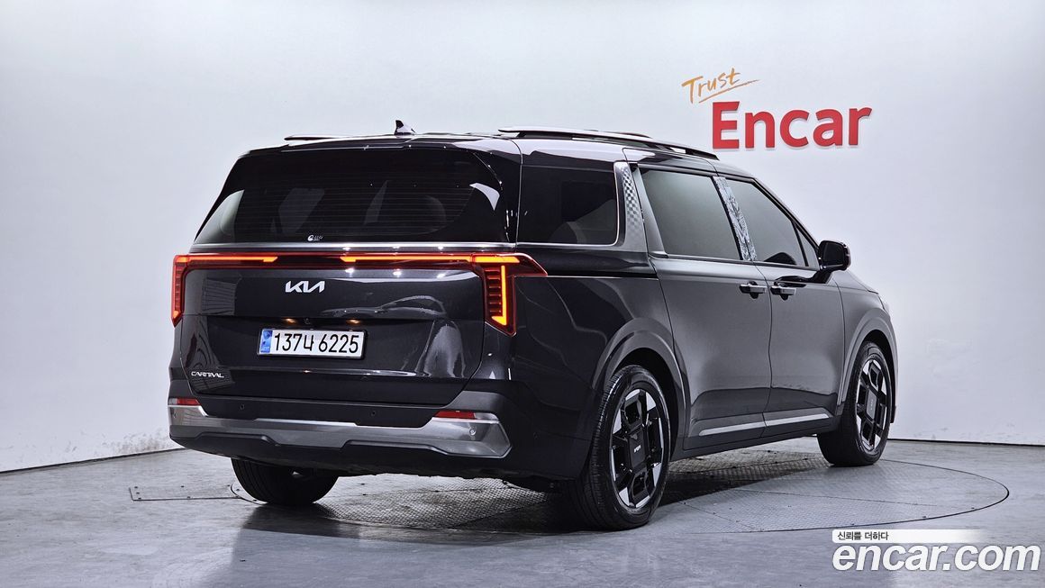 Kia Canival 2024