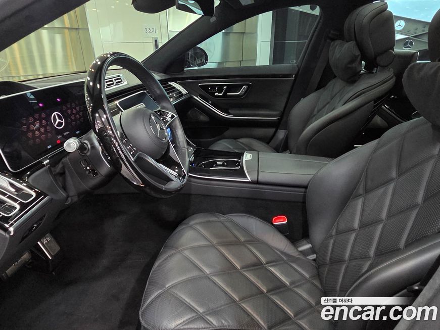 Mercedes-Benz S-Class 2024
