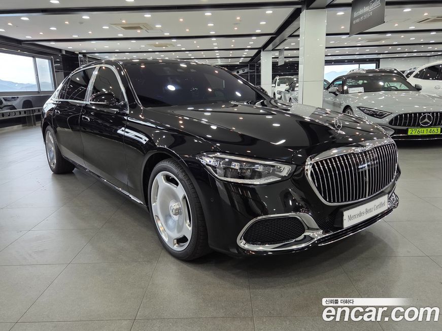 Mercedes-Benz S-Class 2024