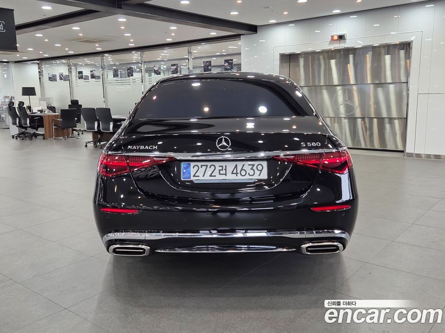 Mercedes-Benz S-Class 2024