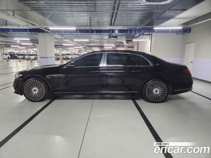 Mercedes-Benz S-Class 2023