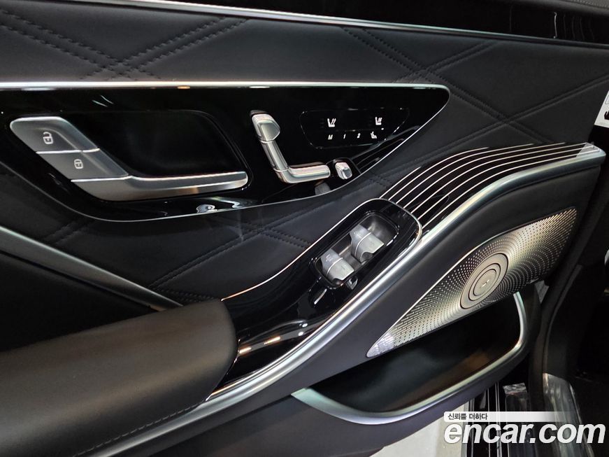 Mercedes-Benz S-Class 2024