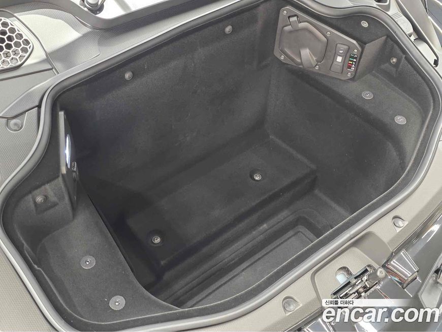 Lamborghini Revuelto 2025