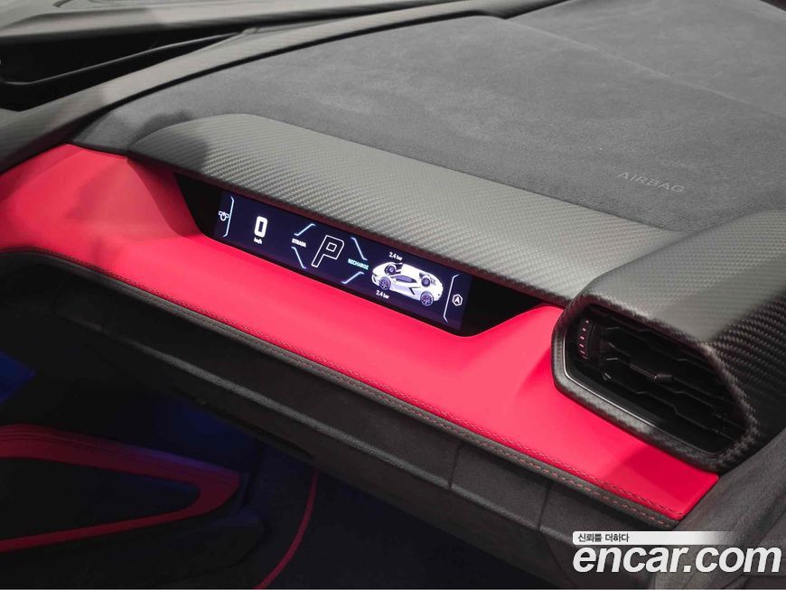 Lamborghini Revuelto 2025