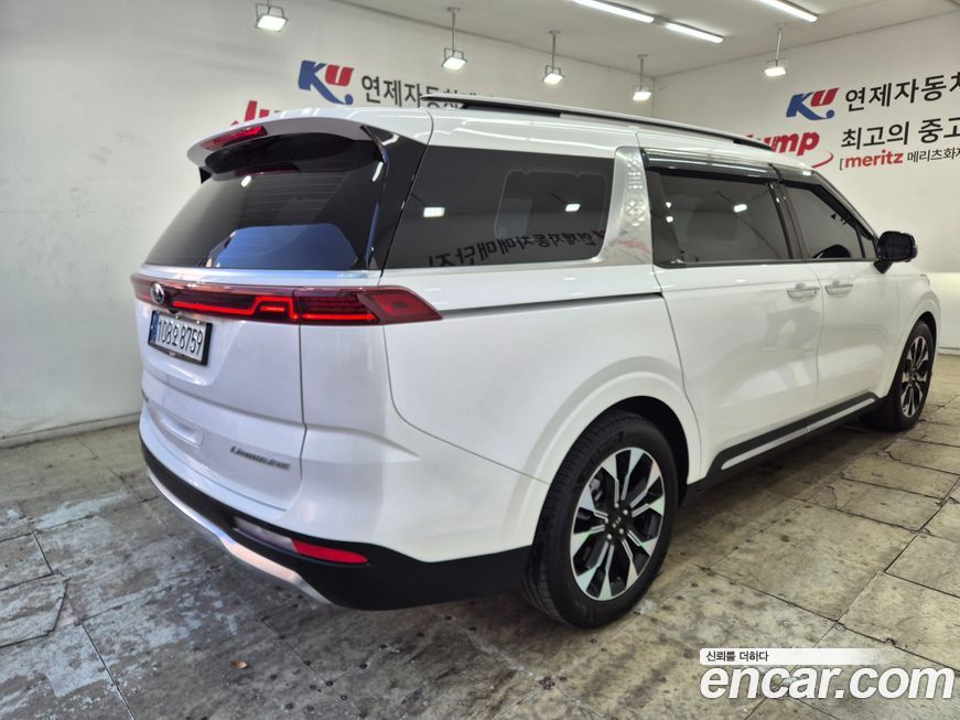 Kia Canival 2021