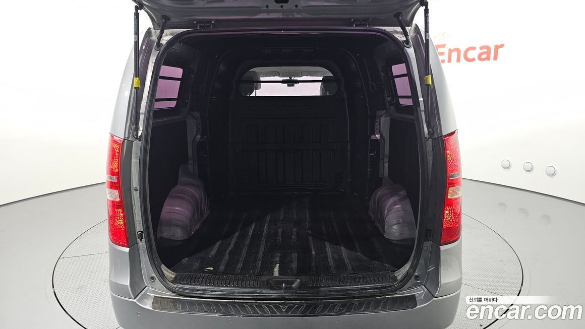 Hyundai Starex 2016