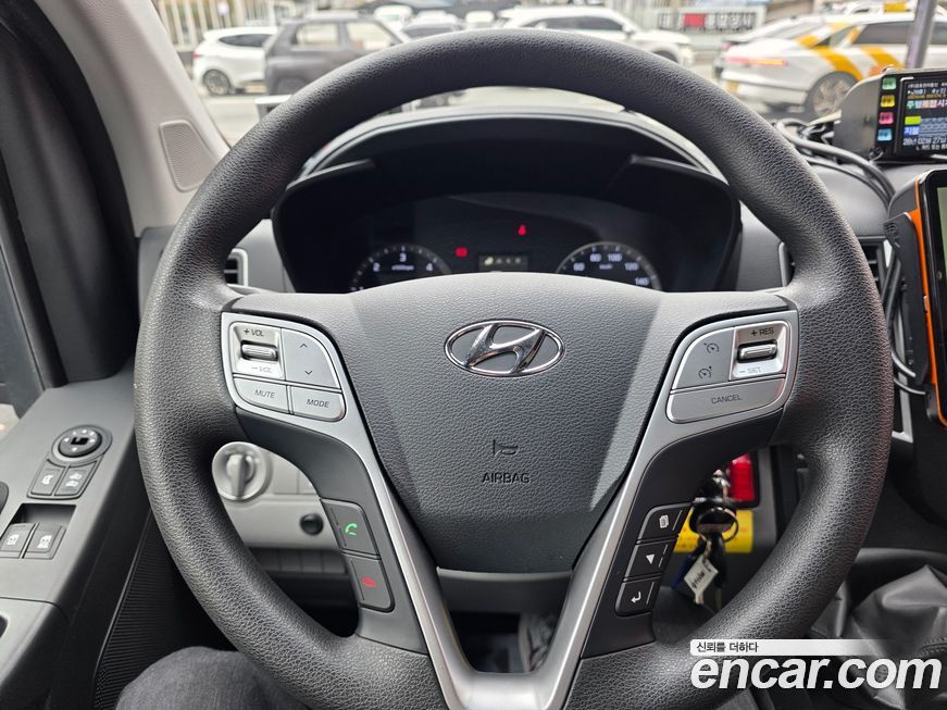 Hyundai Solati 2016