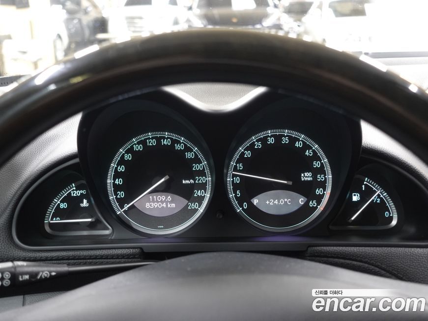 Mercedes-Benz SL-Class 2005