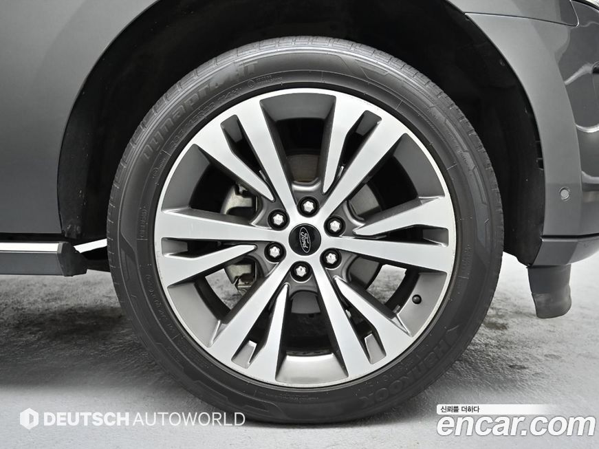 Ford Expedition 2021