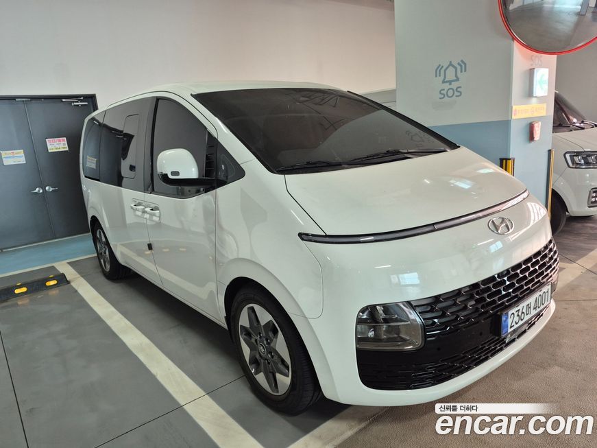 Hyundai Staria 2023