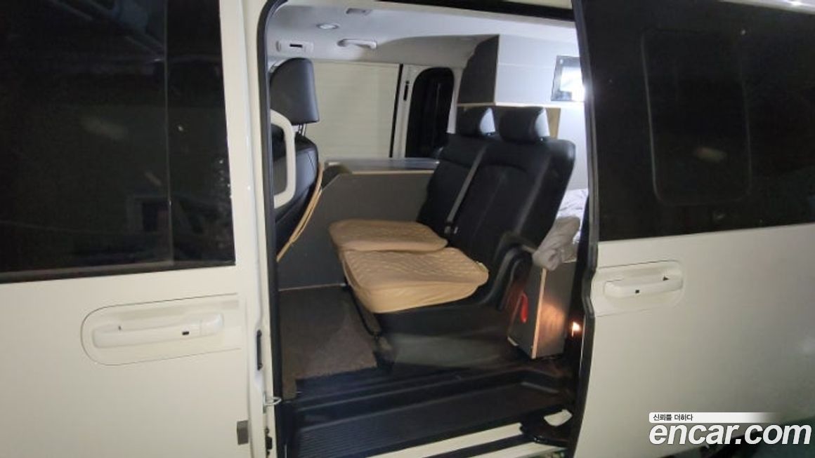 Hyundai Staria 2023