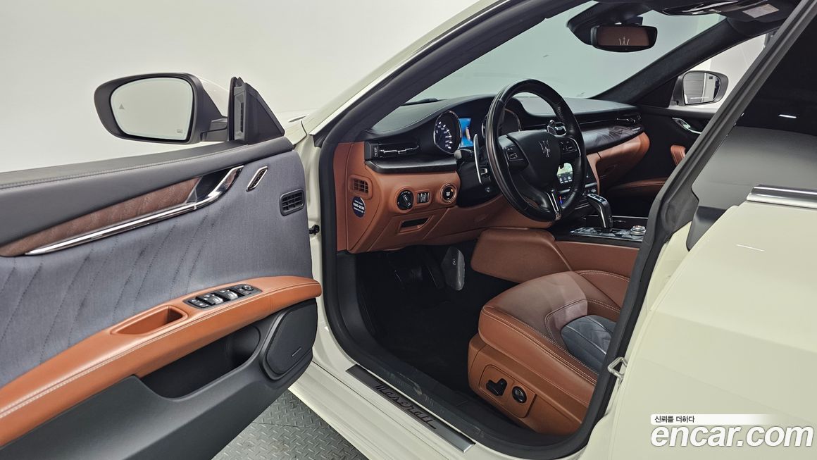 Maserati Quattroporte 2020