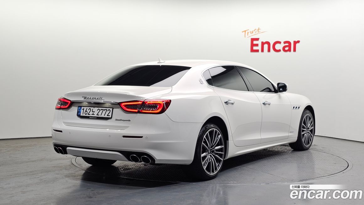 Maserati Quattroporte 2020