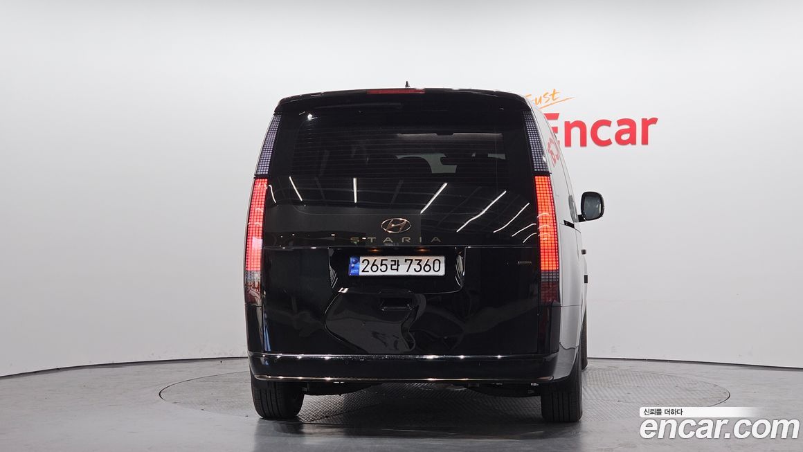 Hyundai Staria 2023