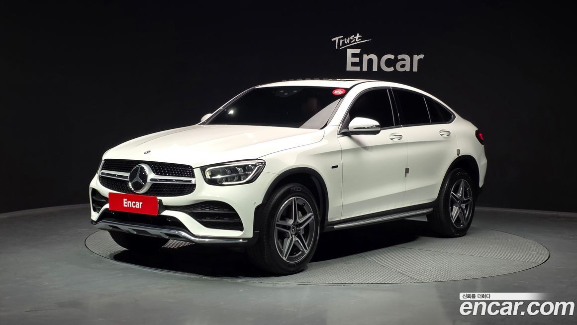 Mercedes-Benz GLC-Class 2021