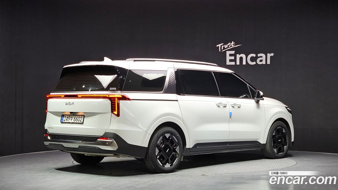 Kia Canival 2025