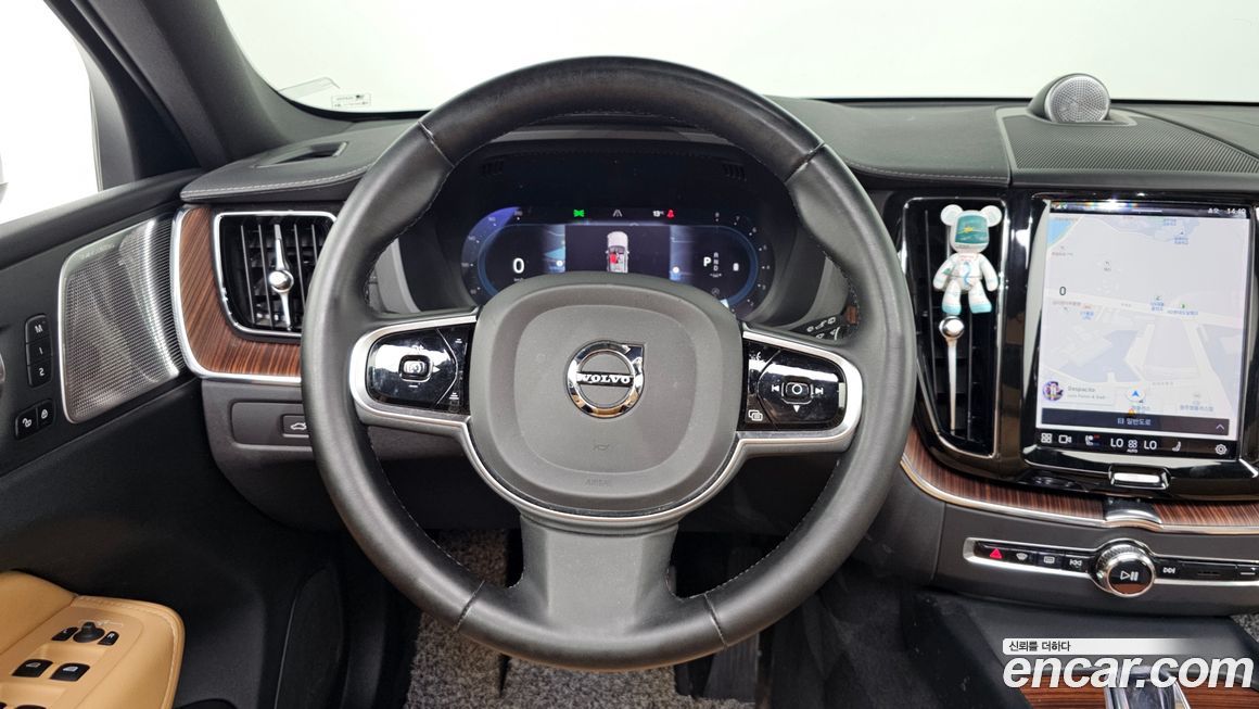 Volvo XC60 2023