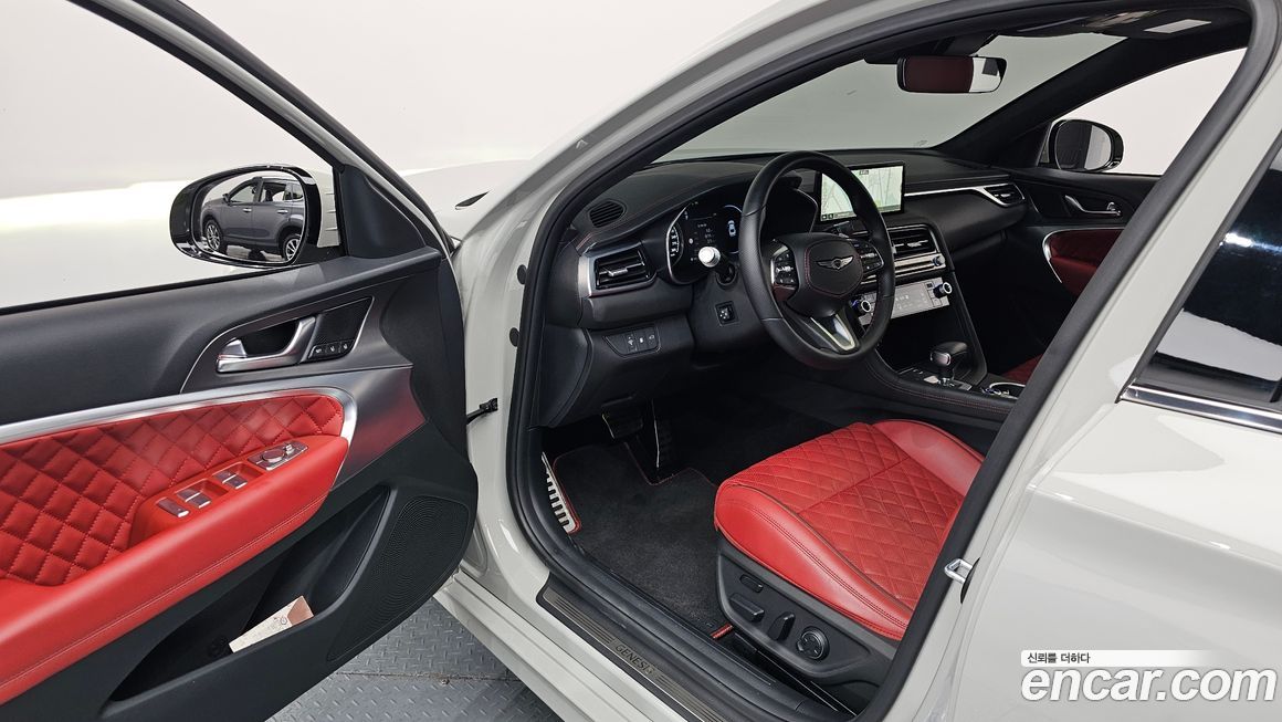 Genesis G70 2025