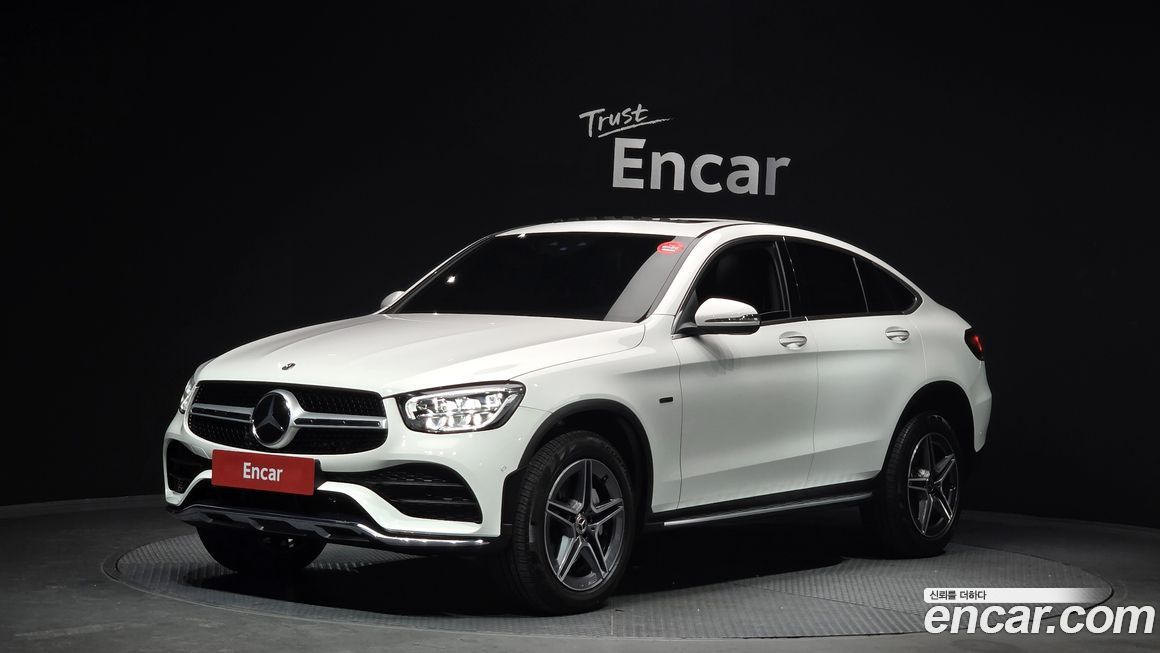 Mercedes-Benz GLC-Class 2021