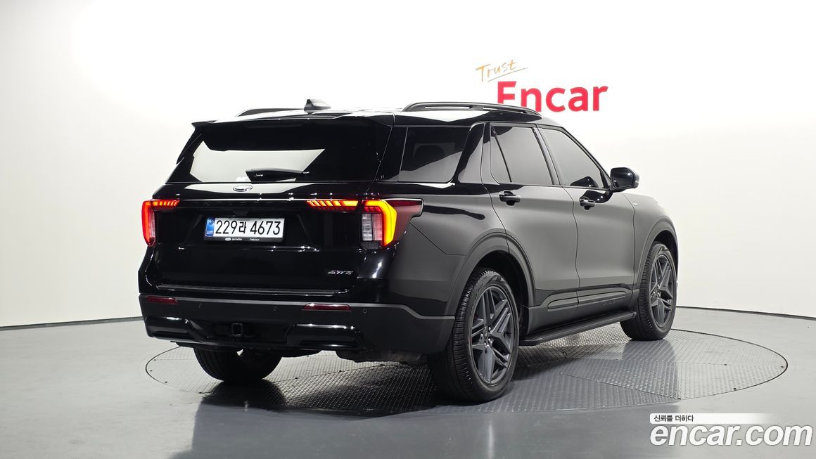 Ford Explorer 2025