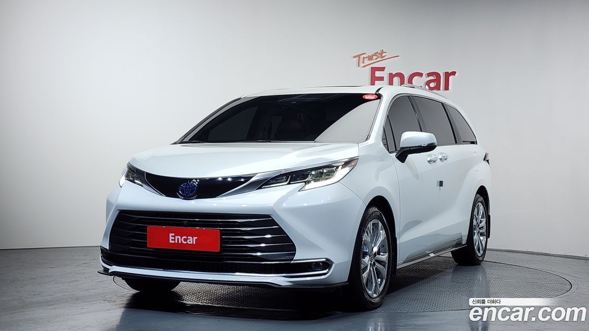 Toyota Sienna 2023