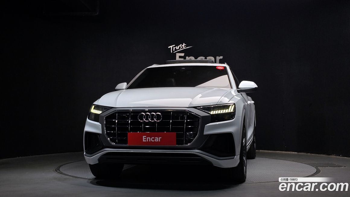 Audi Q8 2021