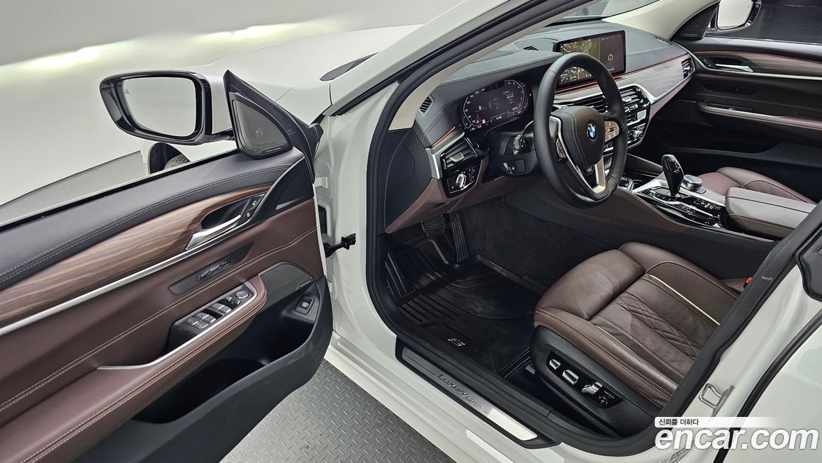 BMW Gran Turismo 2023