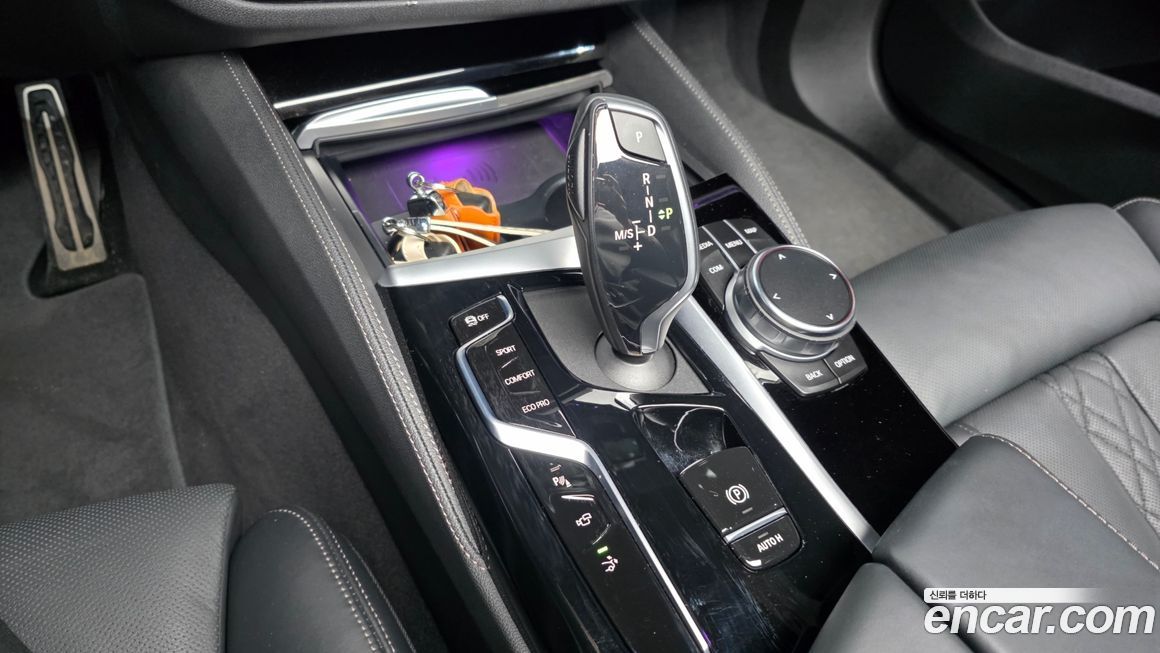 BMW Gran Turismo 2024