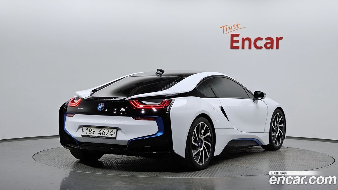 BMW i8 2016