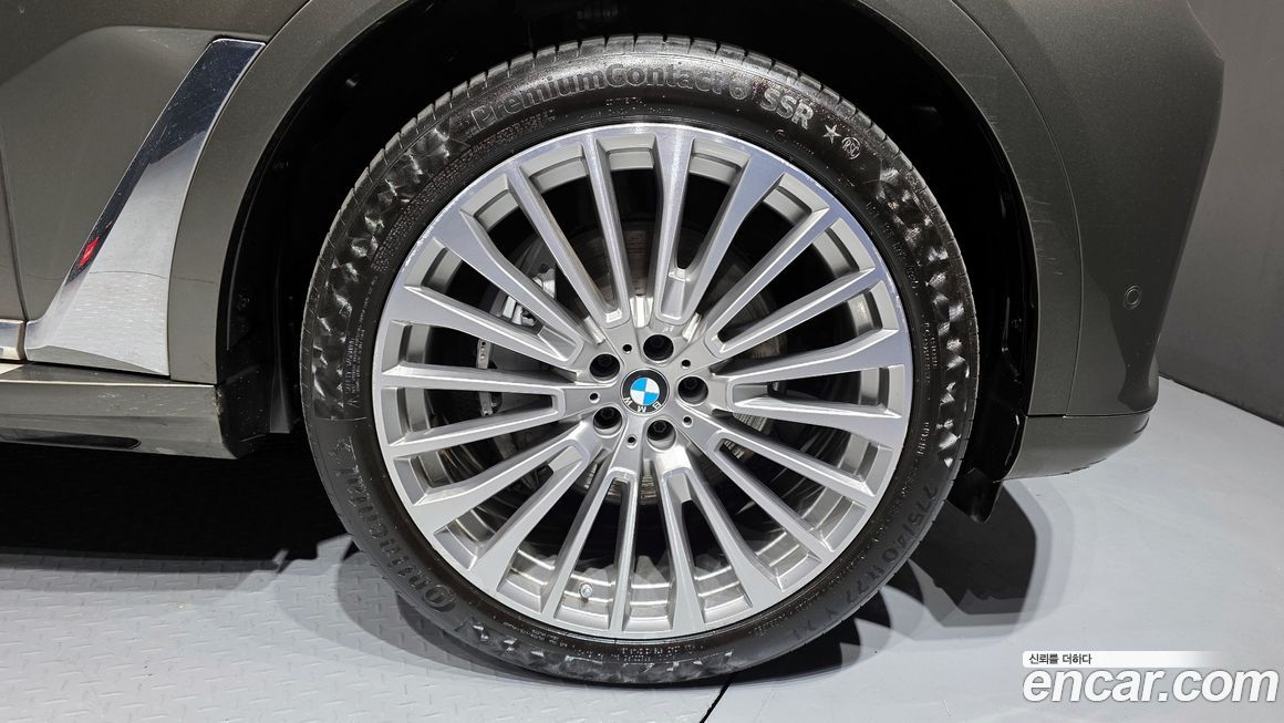 BMW X7 2022