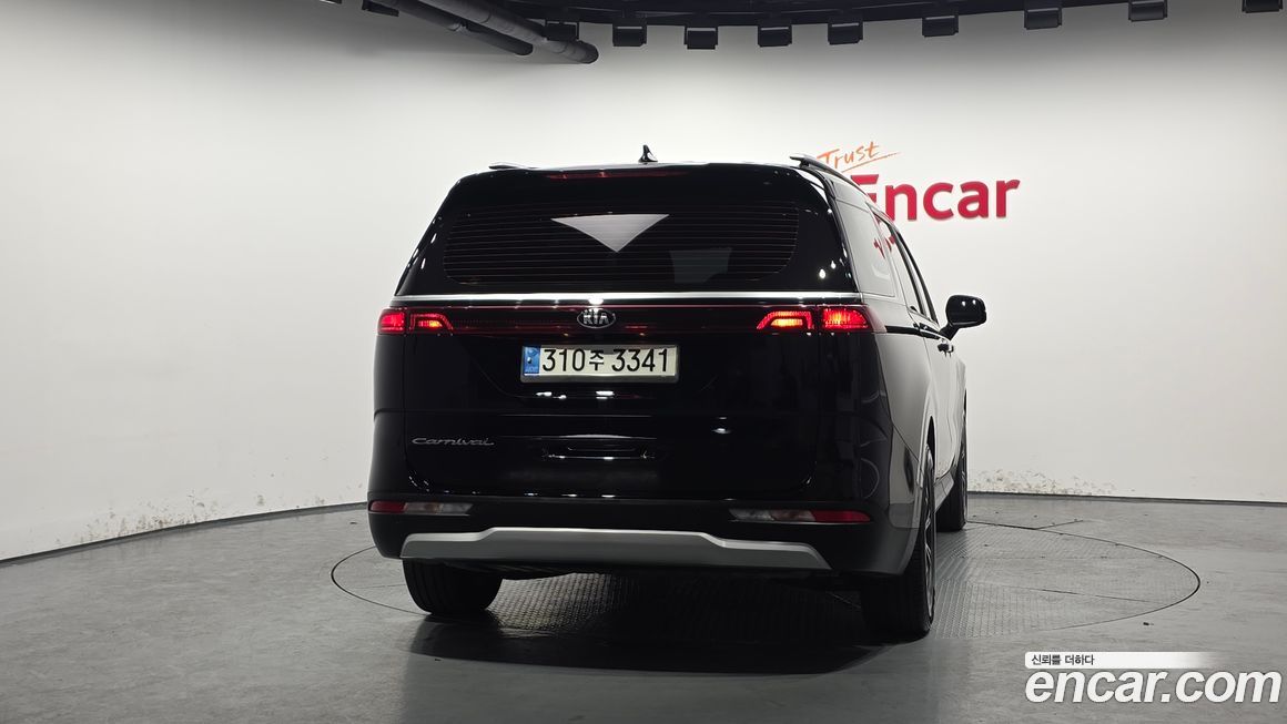 Kia Canival 2021
