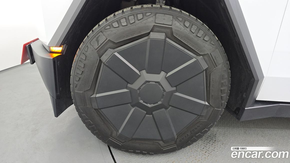 Tesla Cybertruck 2024