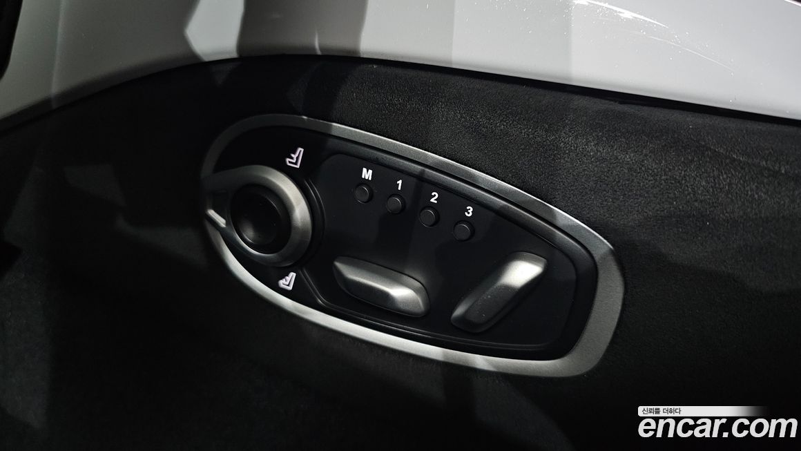 Astonmartin Vantage 2019