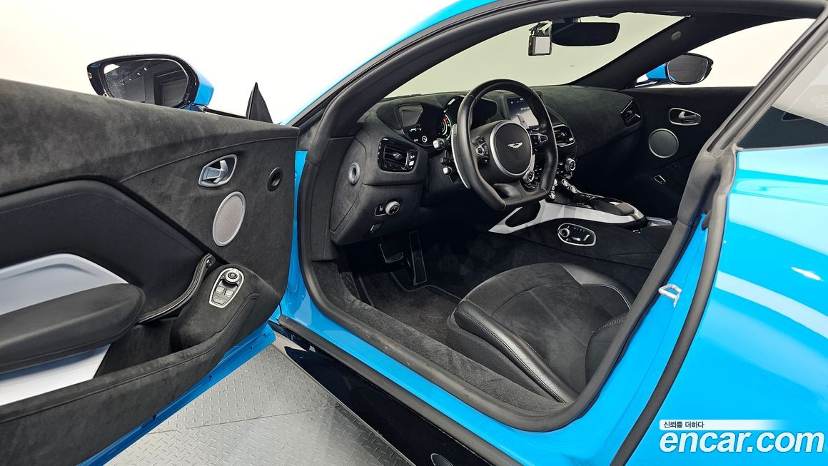 Astonmartin Vantage 2019