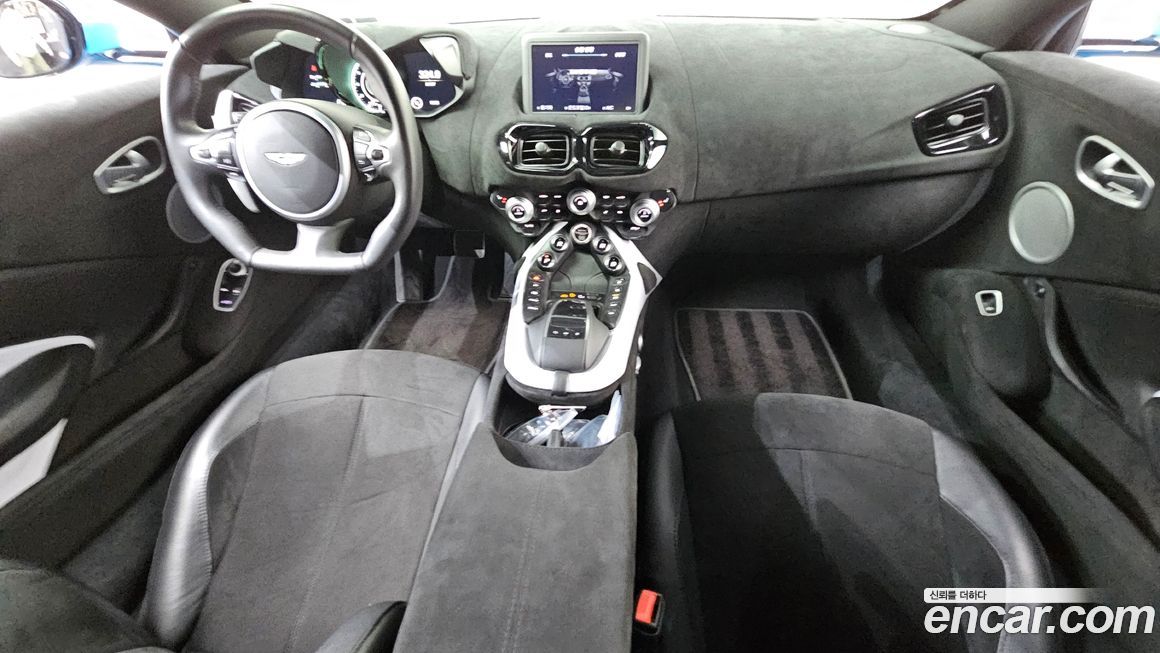 Astonmartin Vantage 2019