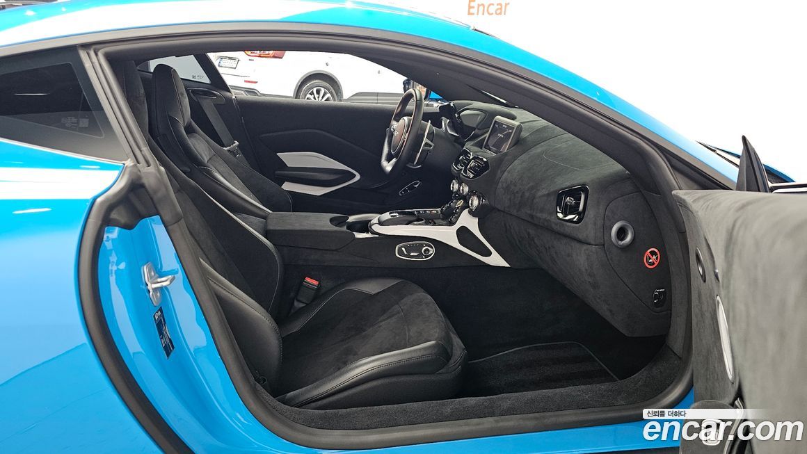 Astonmartin Vantage 2019