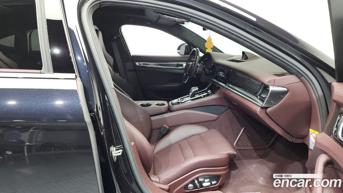 Porsche Panamera 2020