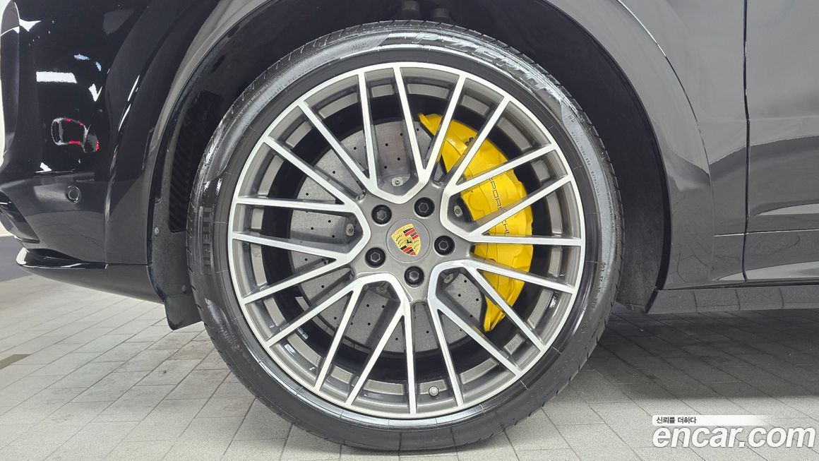 Porsche Cayenne 2023