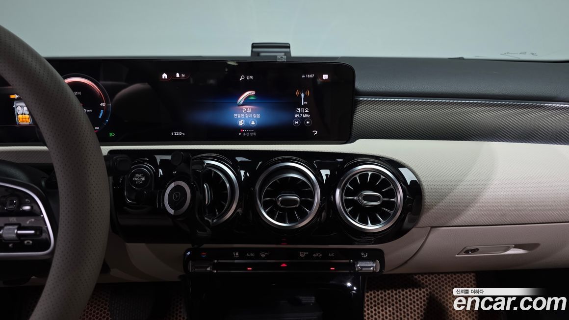 Mercedes-Benz A-Class 2021