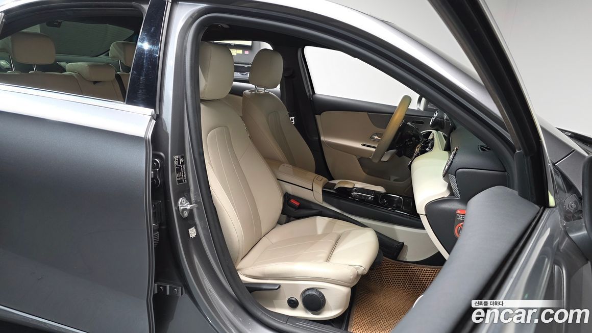 Mercedes-Benz A-Class 2021