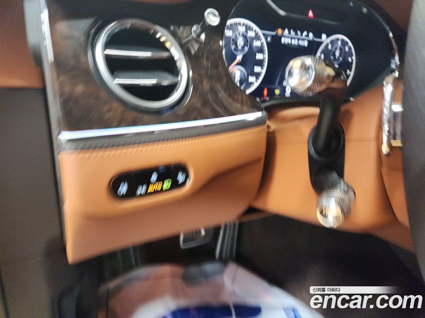 Bentley Flying Spur 2021