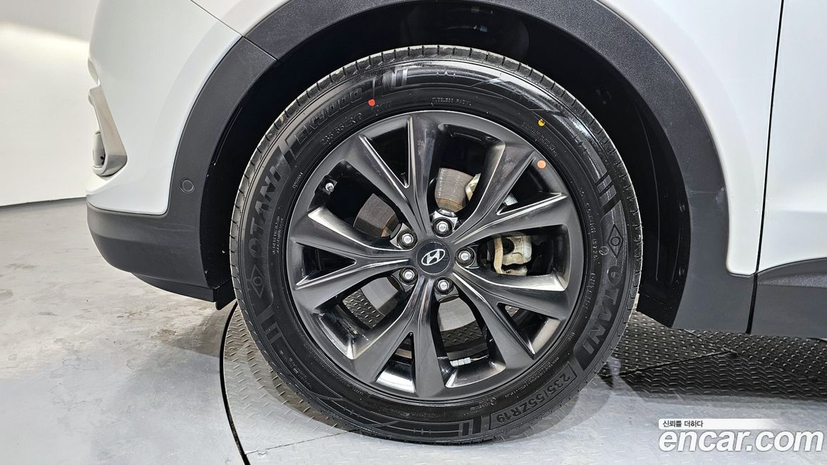 Hyundai Santafe 2016